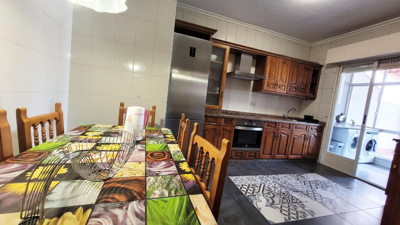 Appartamento El Hogar De Todos Ourense Esterno foto