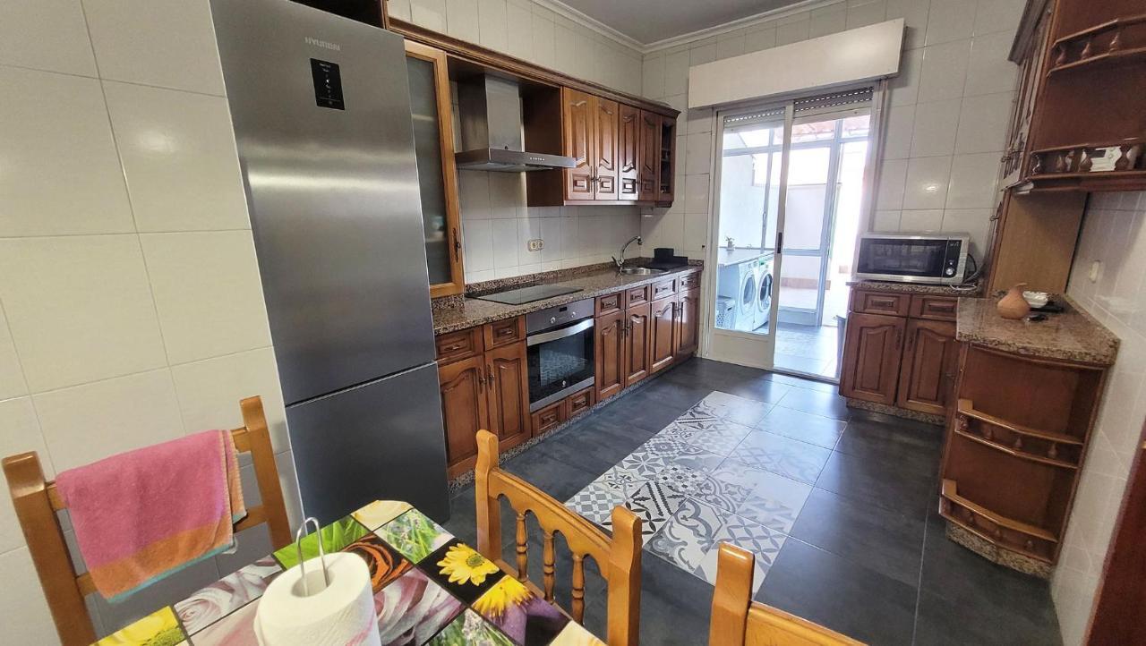 Appartamento El Hogar De Todos Ourense Esterno foto